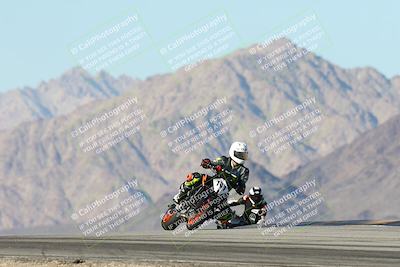 media/Dec-01-2025-Moto Forza (Mon) [[2daa91e15f]]/3-Beginner Group/Session 4 Turn 9/